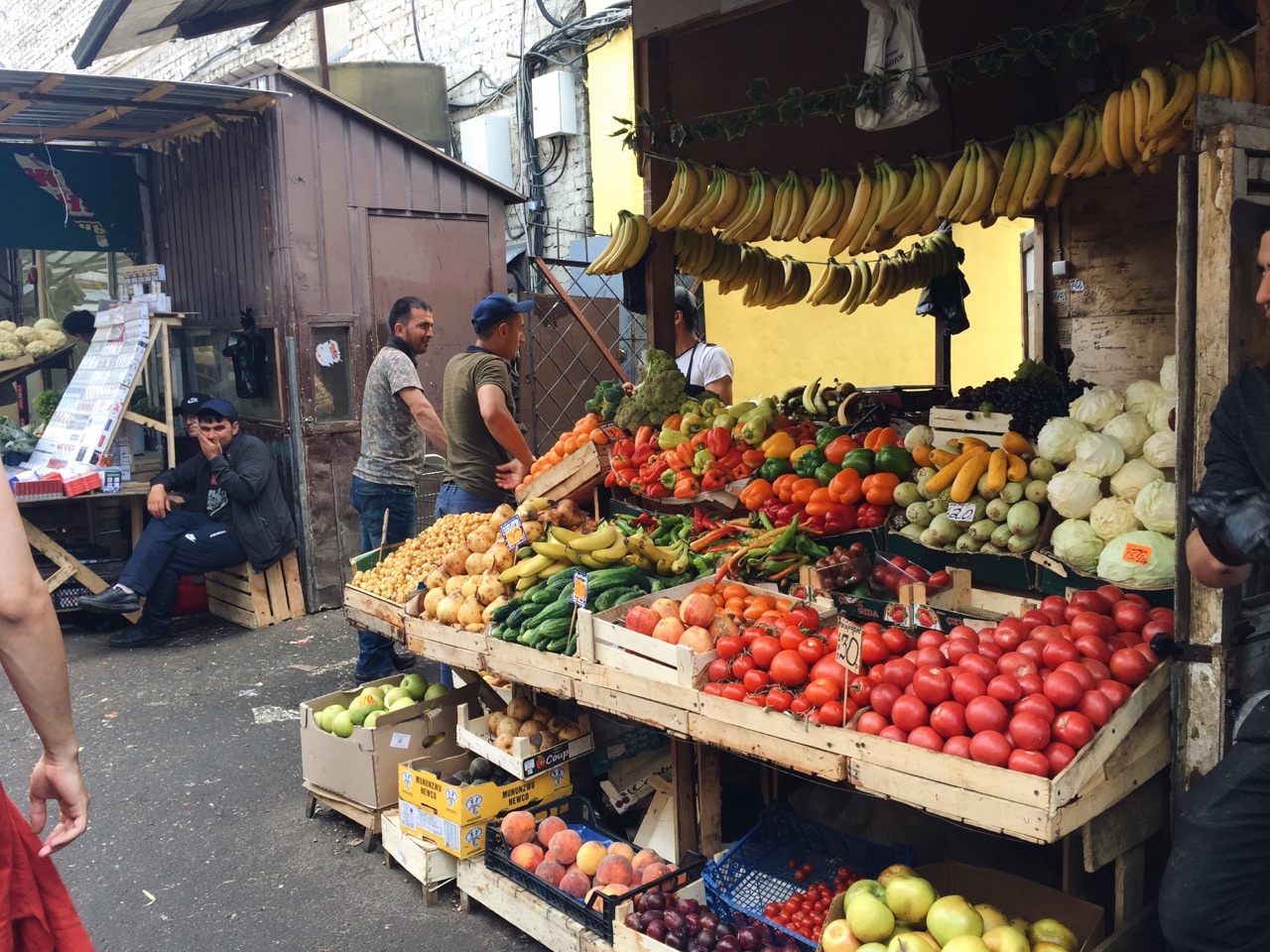 Овощной рынок на Сенной в Питере