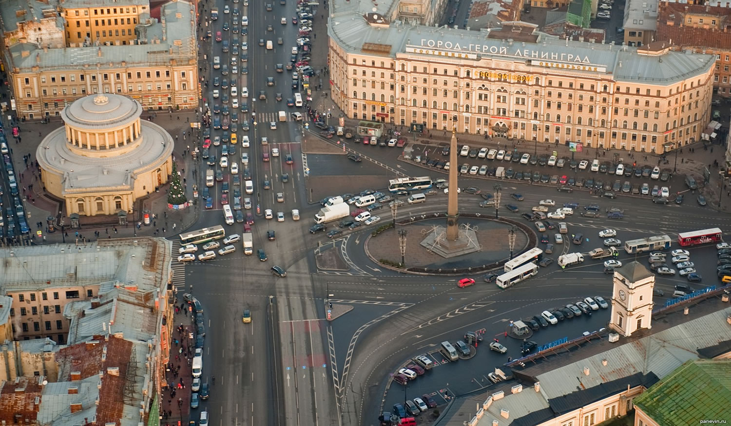 Площадь Восстания Московский вокзал Санкт-Петербург