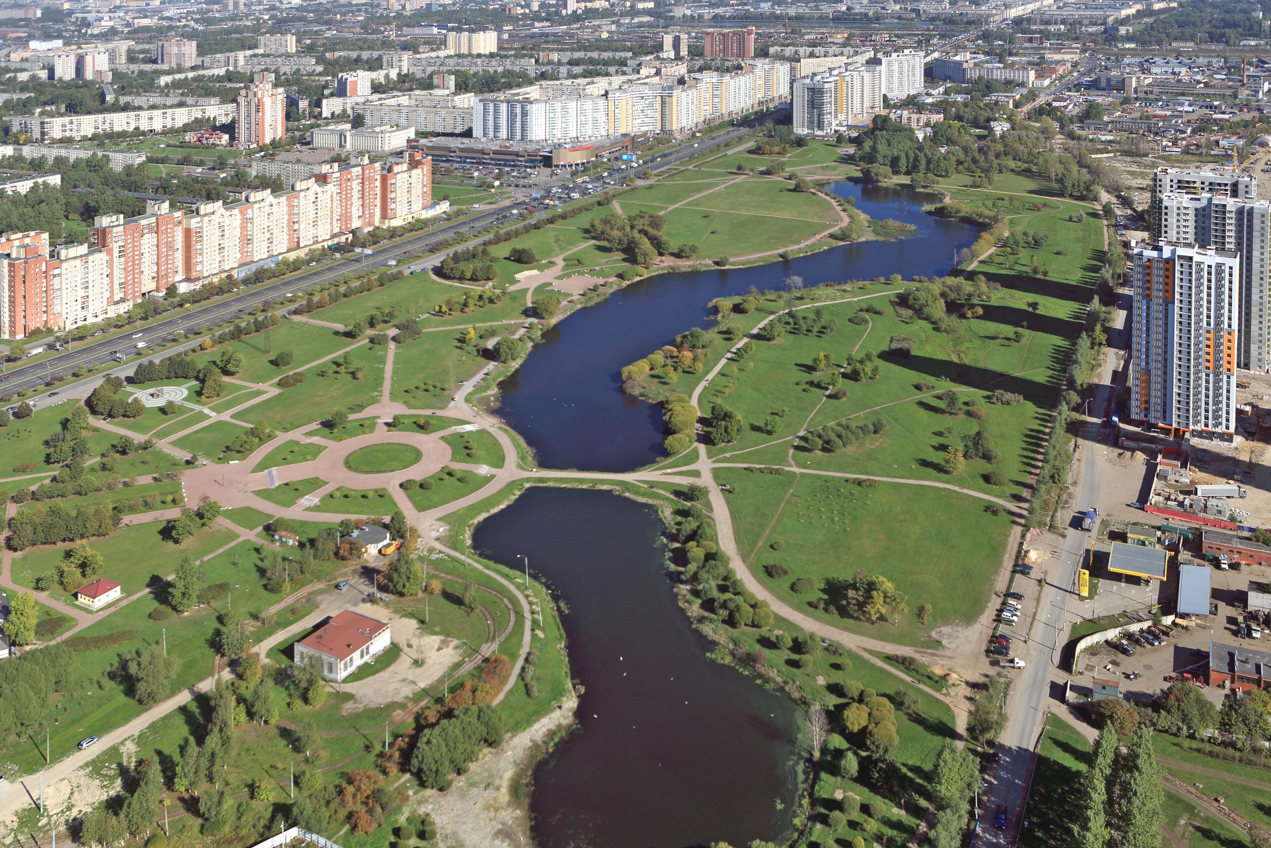 Парк интернационалистов Санкт-Петербург