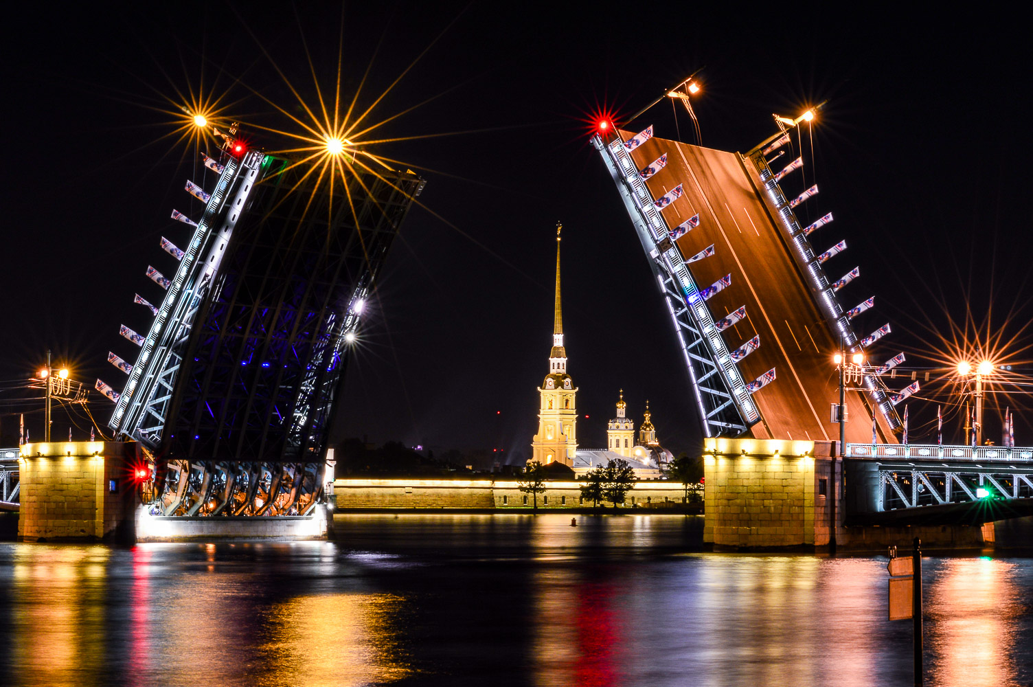 разведенные мосты в петербурге